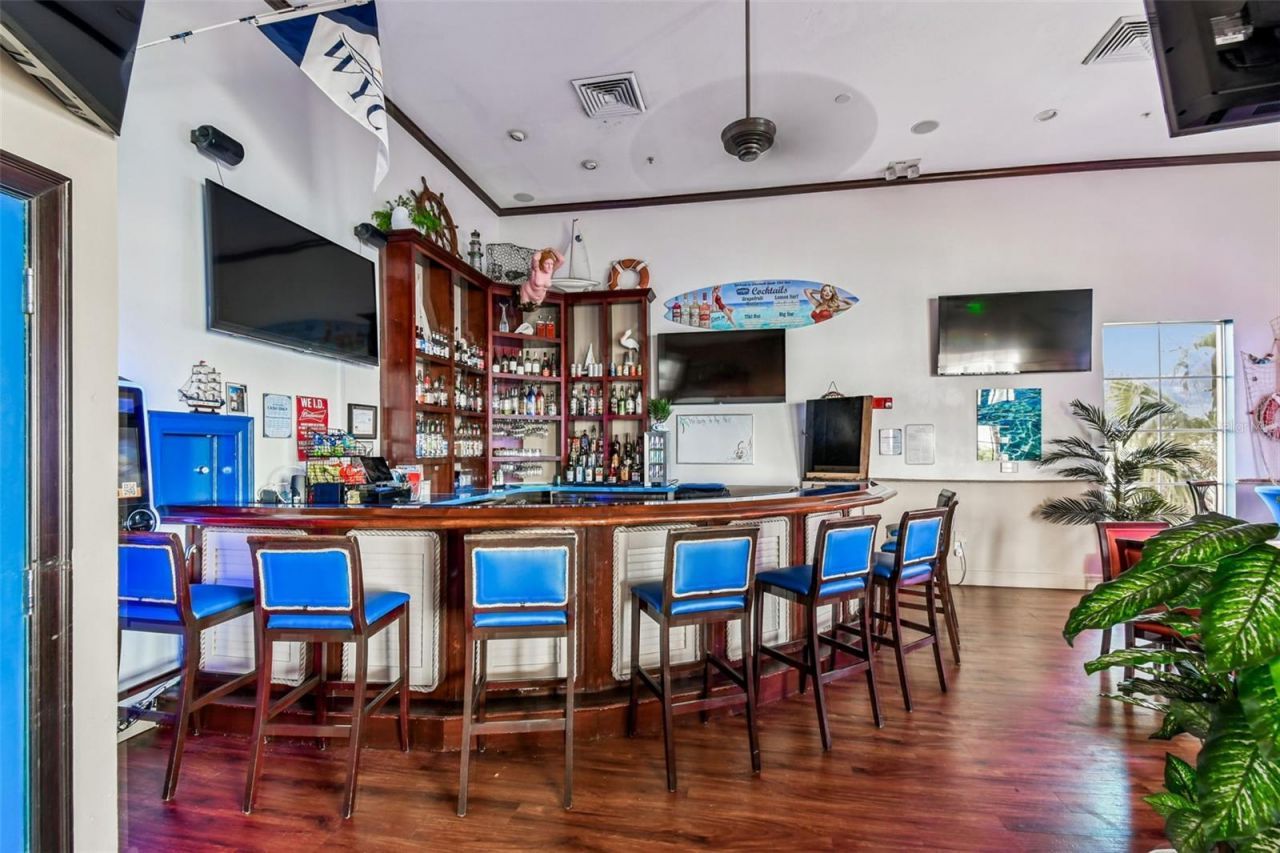 5116 Beach Drive Se, Unit D, Saint Petersburg, FL 33705 Photo