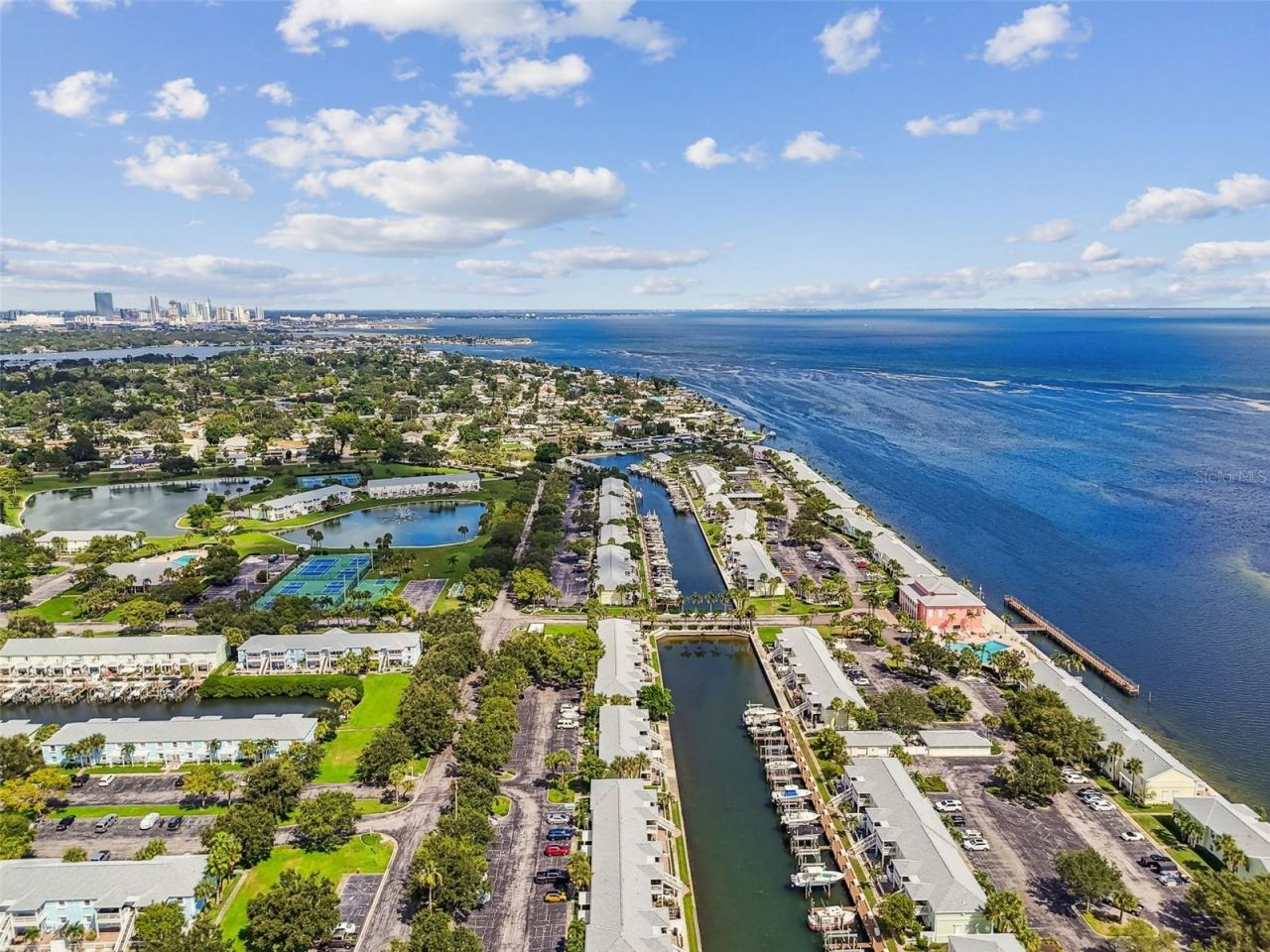 5116 Beach Drive Se, Unit D, Saint Petersburg, FL 33705 Photo