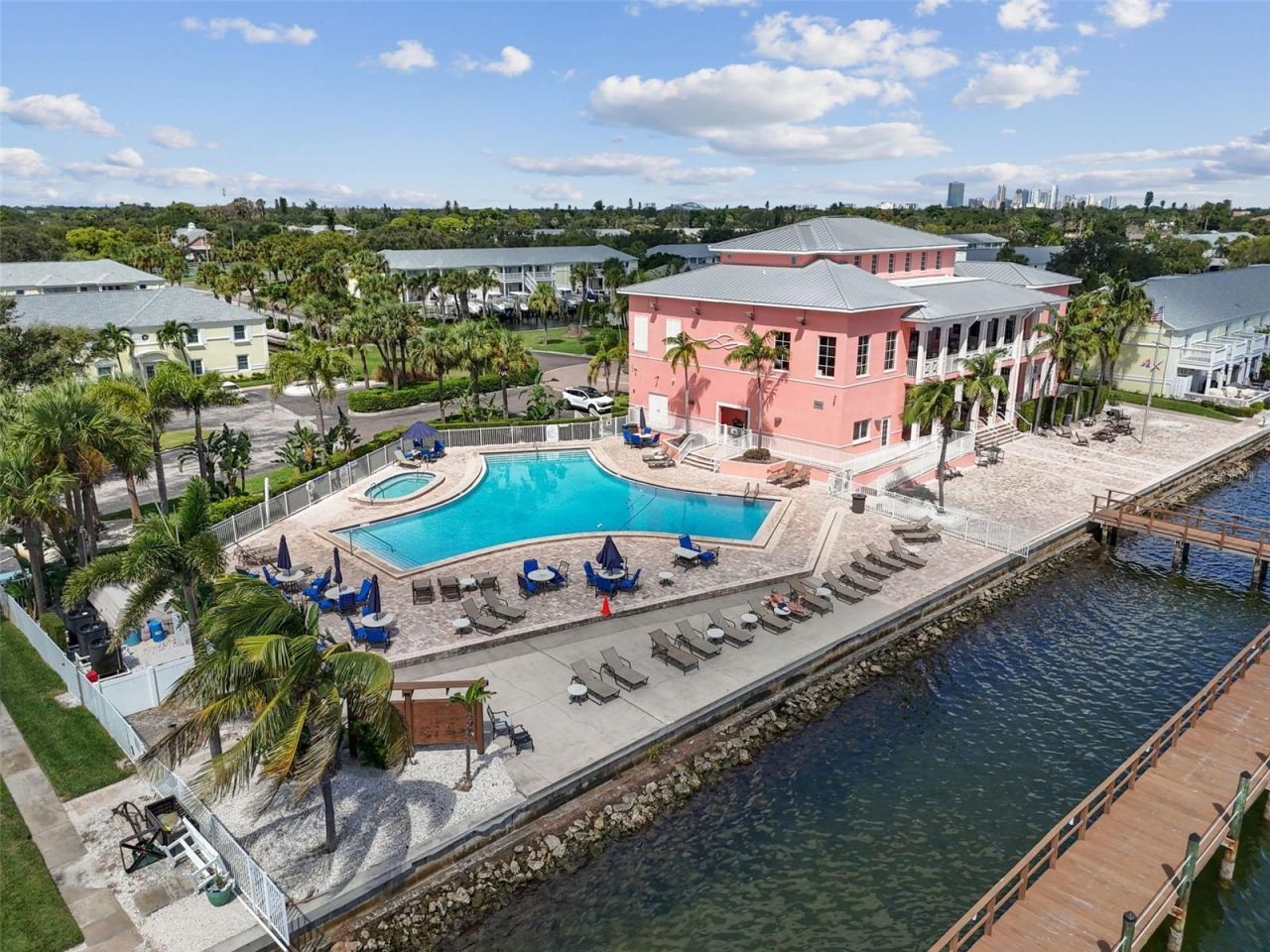 5116 Beach Drive Se, Unit D, Saint Petersburg, FL 33705 Photo