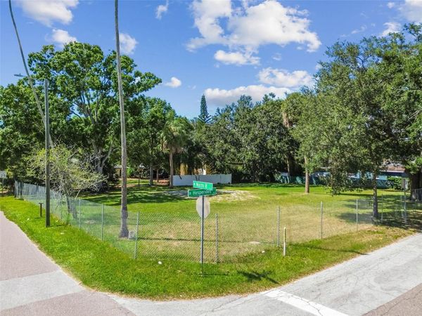 4501 W NORTH B STREET, TAMPA, FL 33609