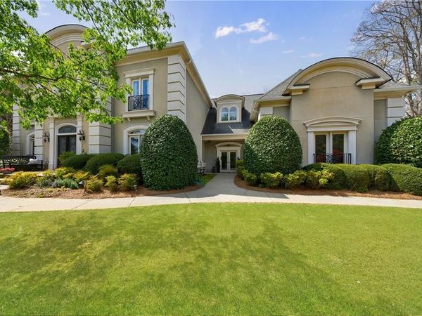 2005 Westbourne Way, Alpharetta, GA 30022