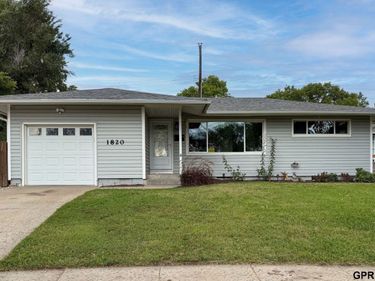 1820 Brower Road, Lincoln, NE 68502