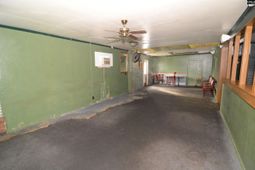 129 E Dekalb Street photo 4