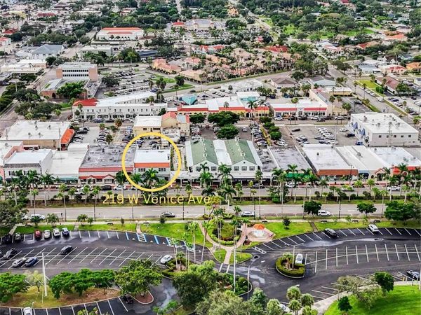 219 W VENICE AVENUE, VENICE, FL 34285