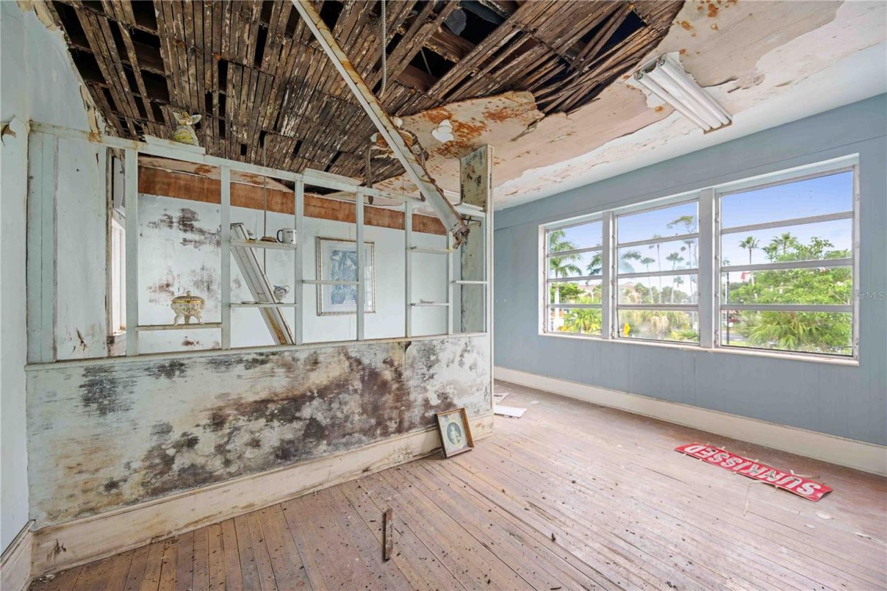 219 W Venice Avenue, Venice, FL 34285 Photo