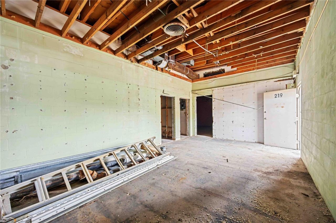 219 W Venice Avenue, Venice, FL 34285 Photo