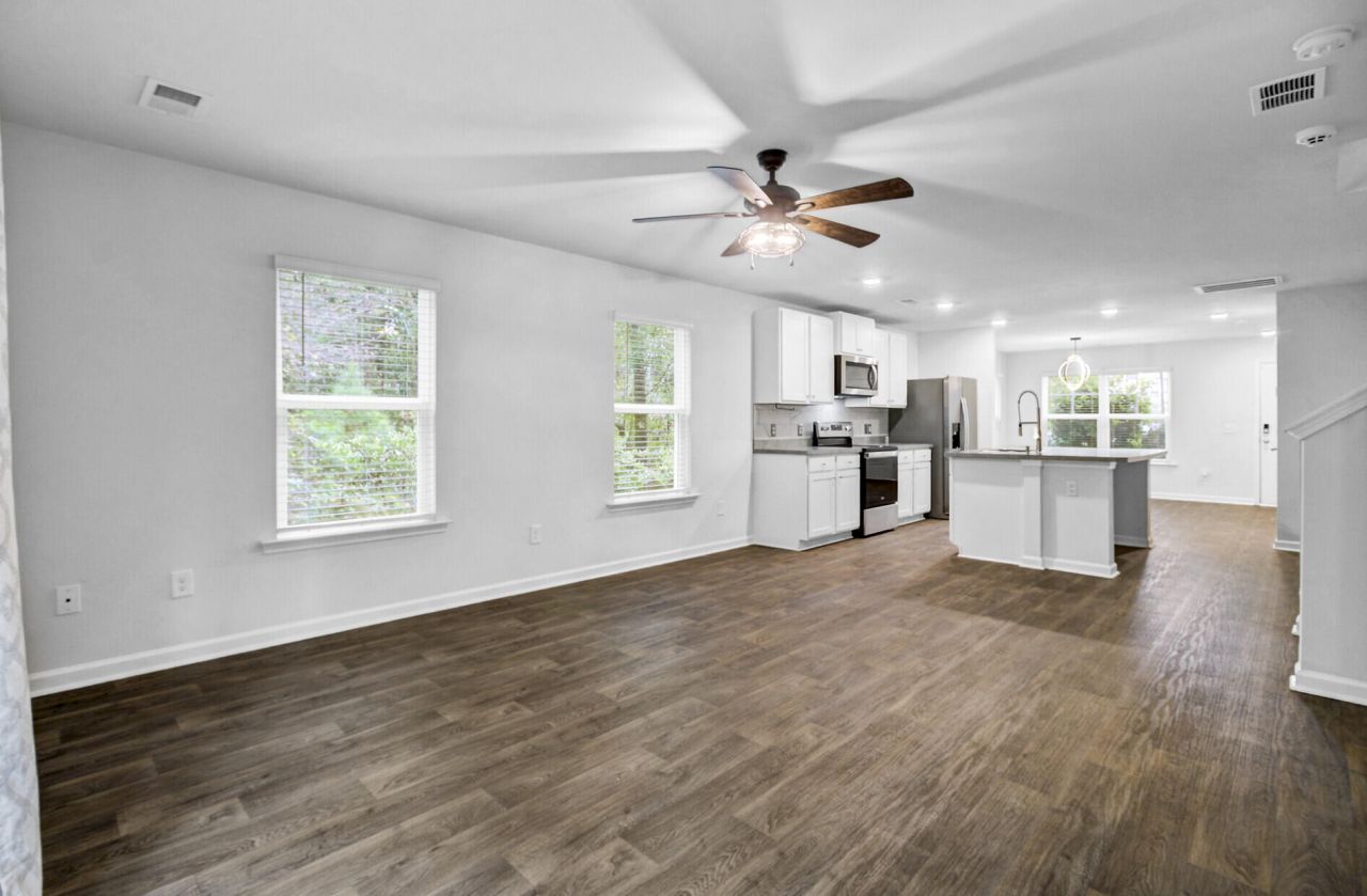 127 Rosefield Court Photo 18