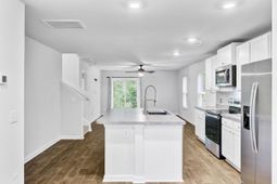 127 Rosefield Court photo 4