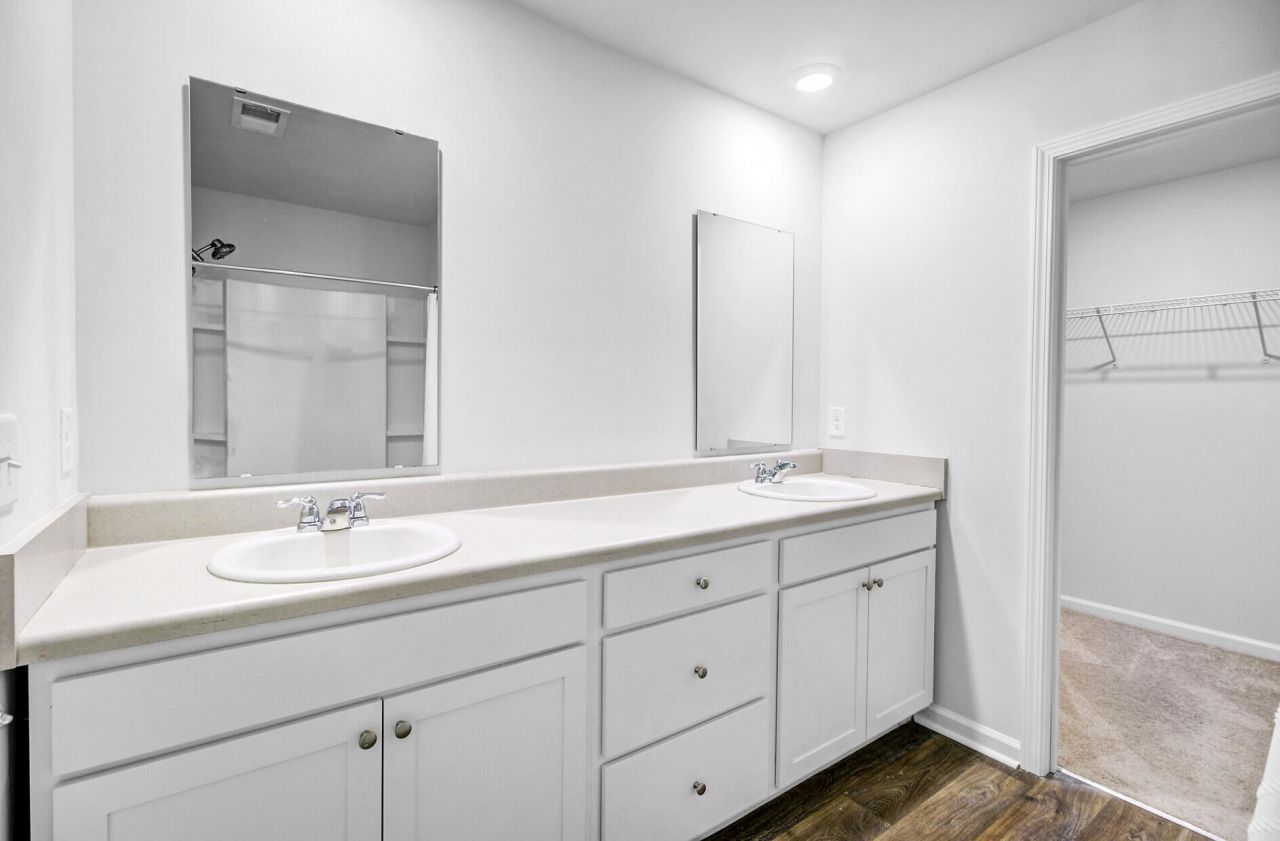 127 Rosefield Court Photo 30