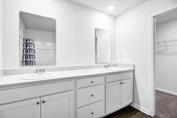 127 Rosefield Court photo 4