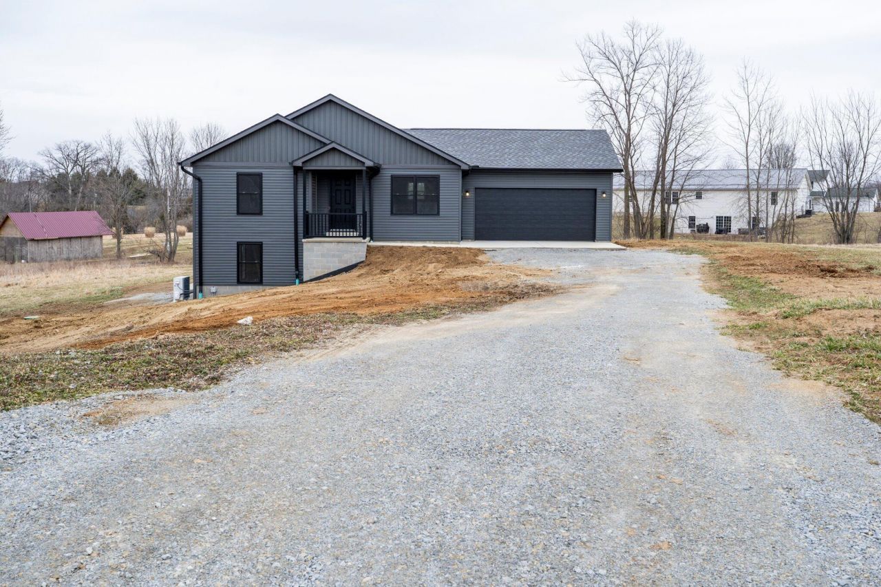 13370 Wyatt Falls Court, Leesburg, OH 45135 Main Photo