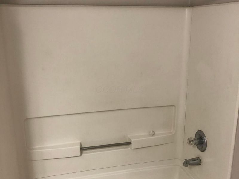 5536 Cedar Springs, Unit 5536A, Columbus, OH 43228 Photo 13