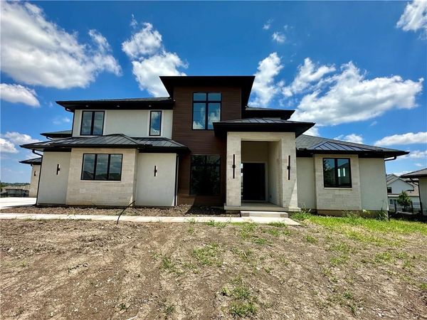 17325 Larsen Street, Overland Park, KS 66221