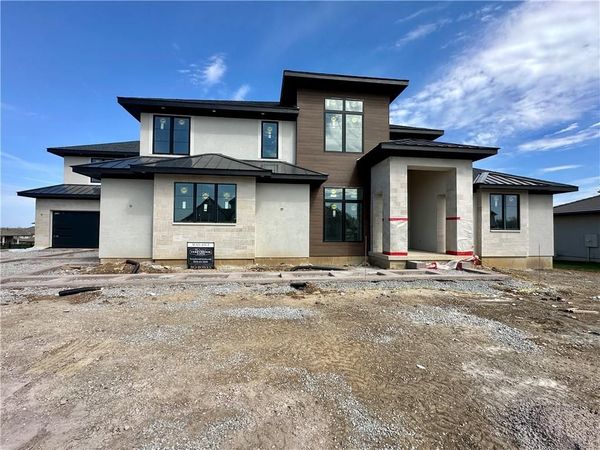 17325 Larsen Street, Overland Park, KS 66221