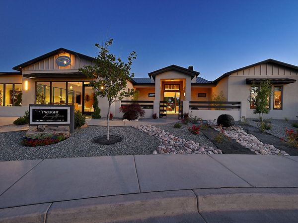 204 Lavender Place NE, Albuquerque, NM 87113