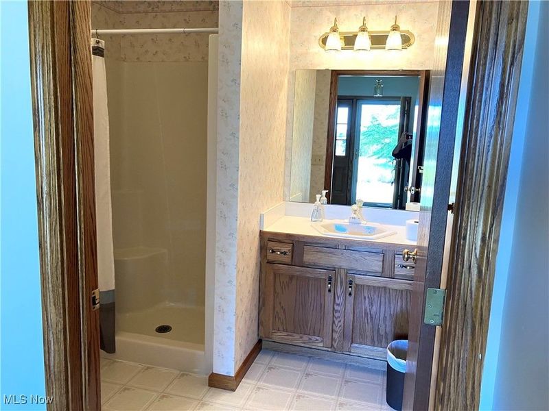 106 Anderson Cove, Unit 206, Lodi, OH 44254 Photo 4