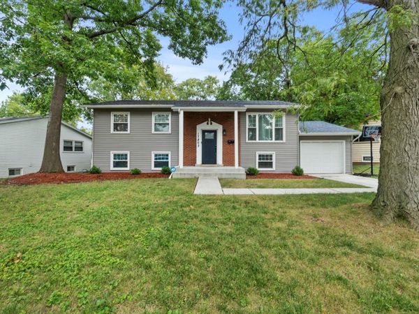 17803 Dogwood Lane, Hazel Crest, IL 60429