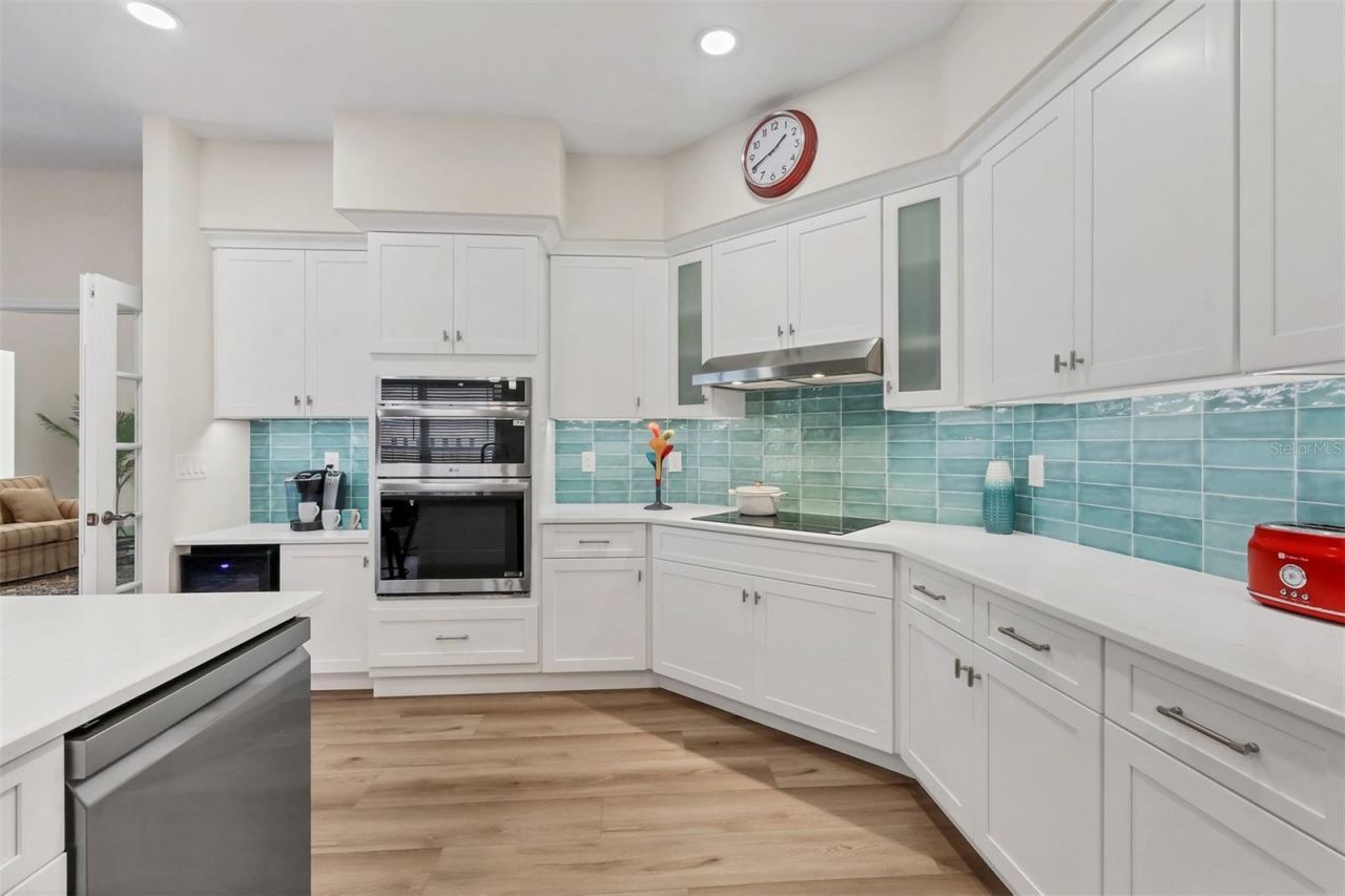 7551 Calle Facil, Sarasota, FL 34238 Photo