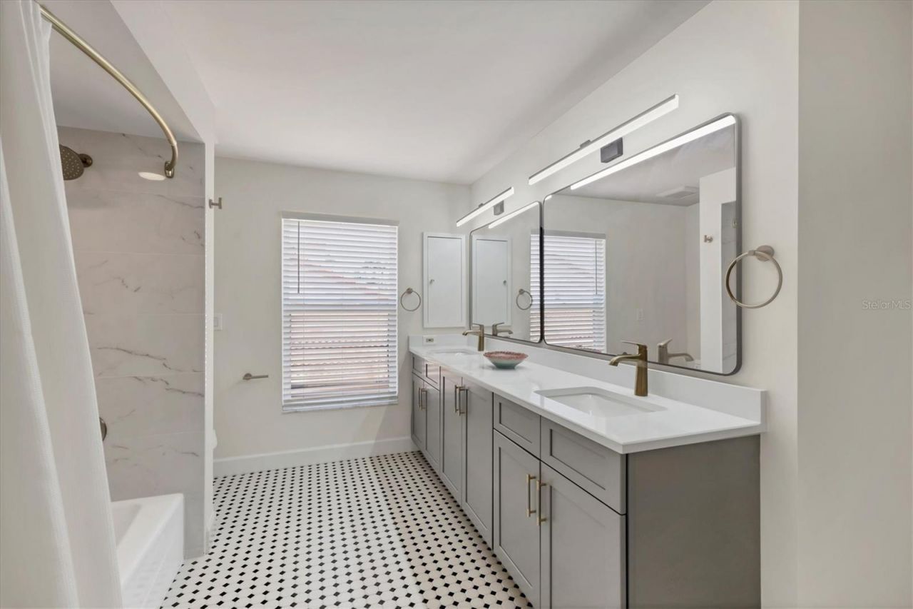 7551 Calle Facil, Sarasota, FL 34238 Photo