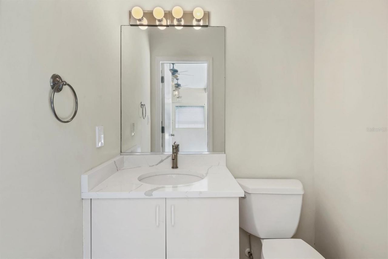 7551 Calle Facil, Sarasota, FL 34238 Photo