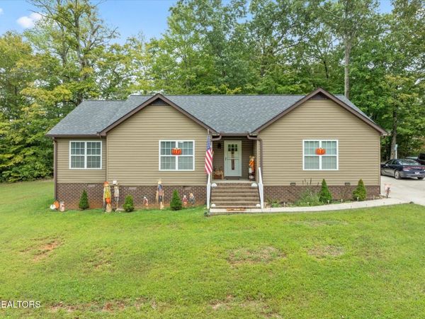 4887 Hilham Rd, Cookeville, TN 38506