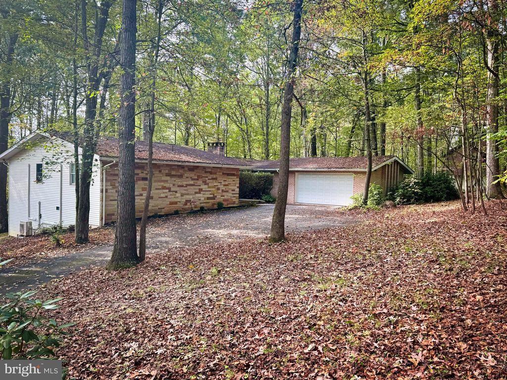 10328 Tanglewood Drive, Huntingdon, PA 16652 Main Photo