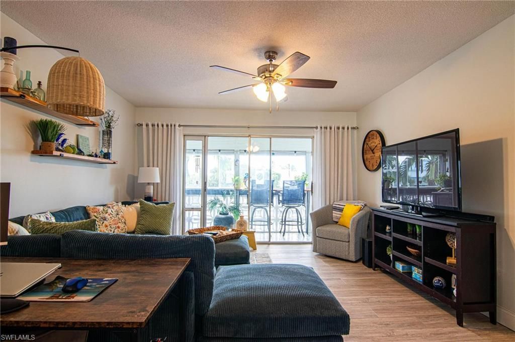 708 Victoria Dr , Unit 203, Cape Coral, FL 33904 Photo