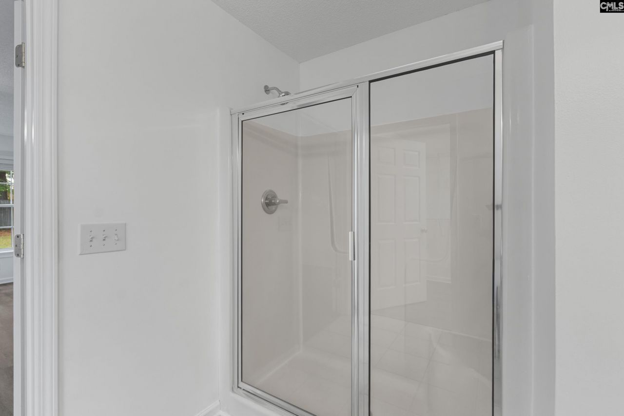 107 Southwell Road Photo 18