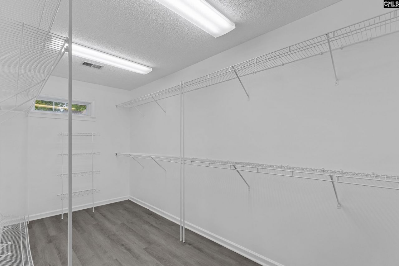 107 Southwell Road Photo 21