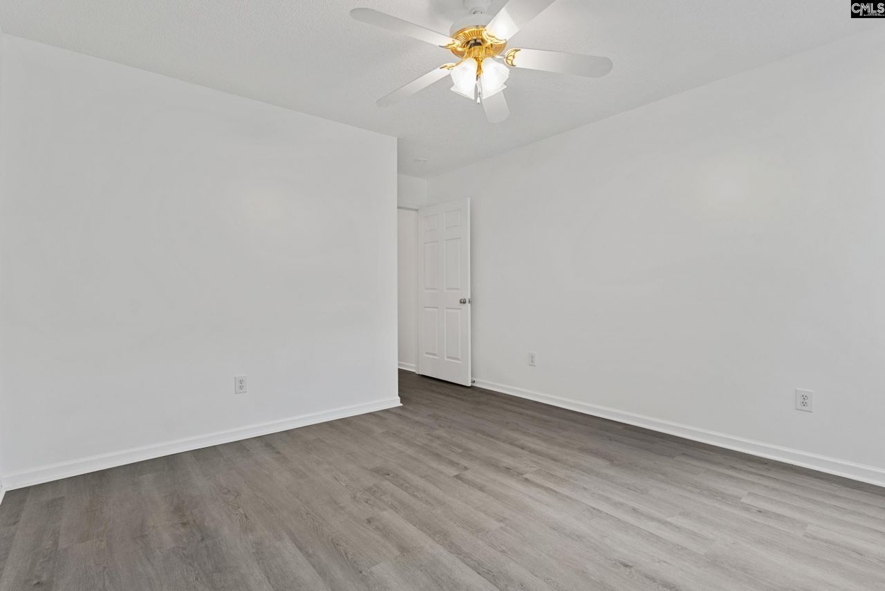 107 Southwell Road Photo 23