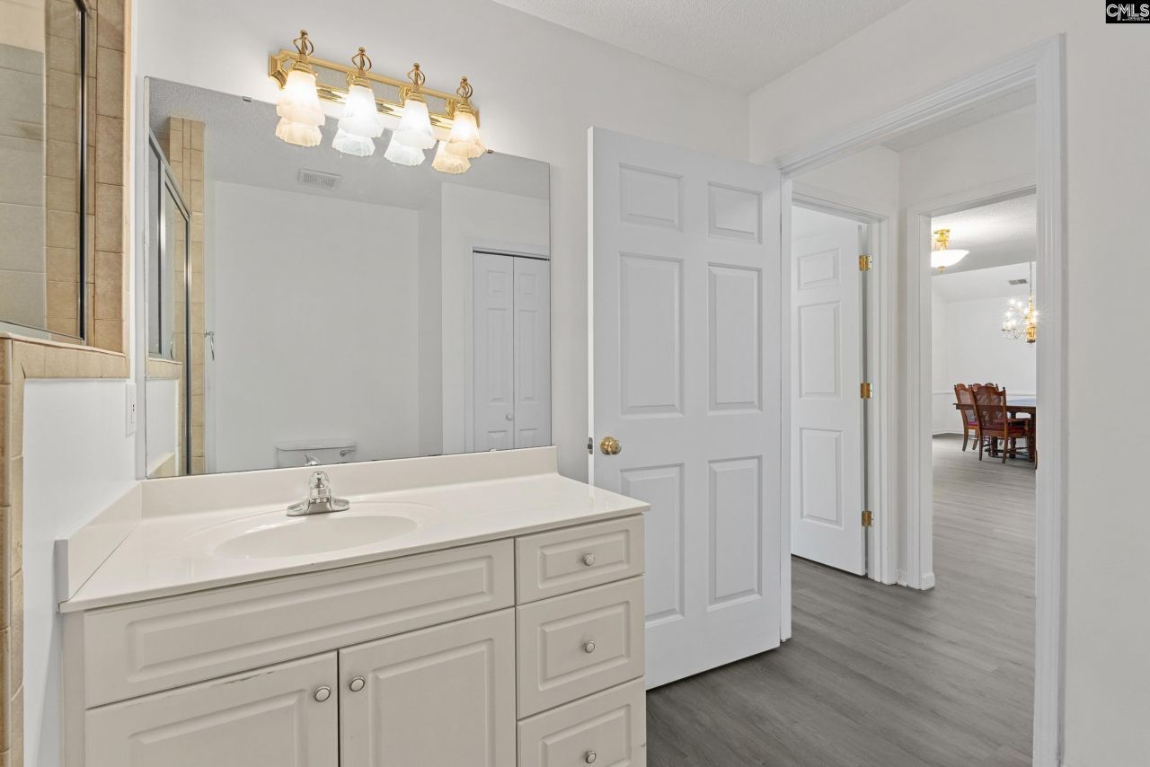 107 Southwell Road Photo 25