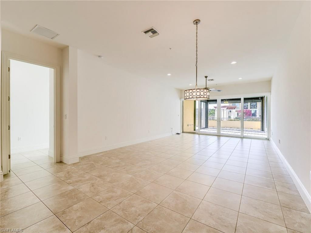 21530 Strada Nuova Cir, Unit 215, Estero, FL 33928 Photo