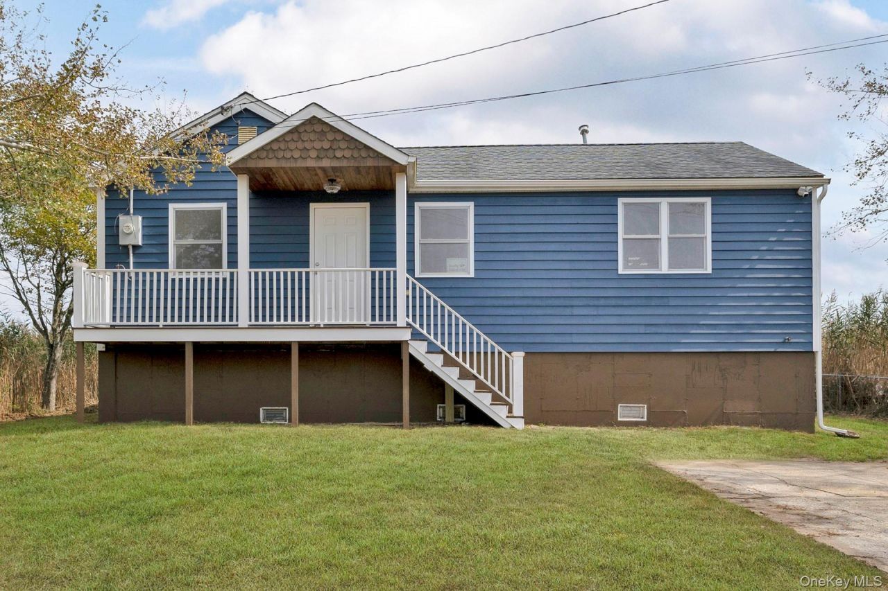 17 Bellport Road, Mastic Beach, NY 11951 Main Photo