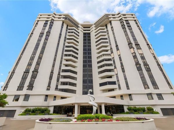 6001 Pelican Bay BLVD, Unit 1205, NAPLES, FL 34108