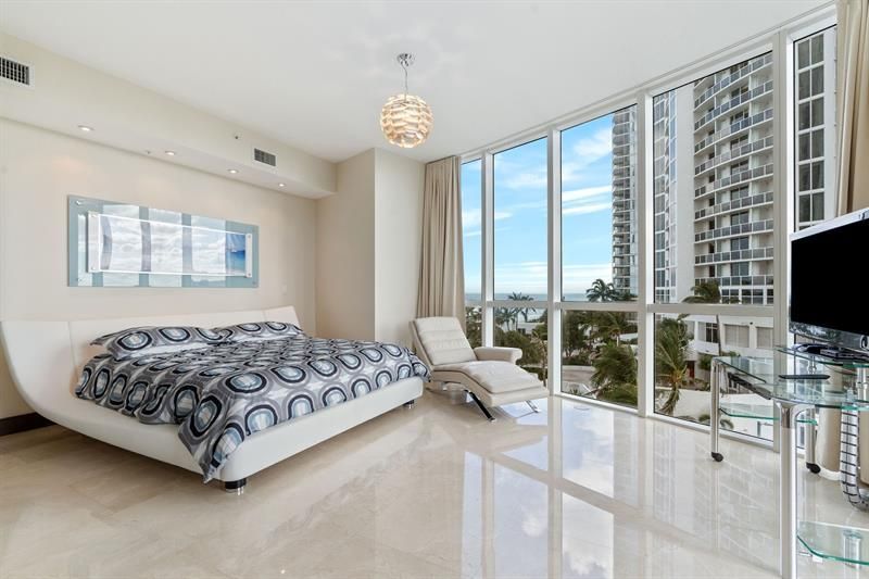 18101 Collins Avenue, Unit 801, Sunny Isles Beach, FL 33160 Photo