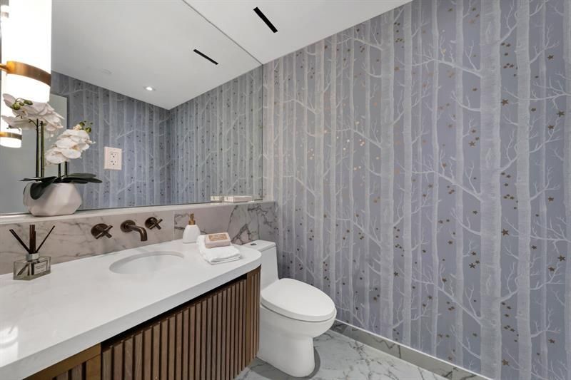 525 N Fort Lauderdale Beach Boulevard, Unit 1101, Fort Lauderdale, FL 33304 Photo