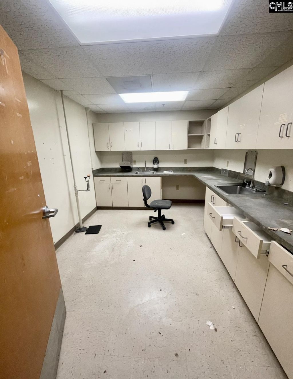 120 Clarkson Street Photo 9