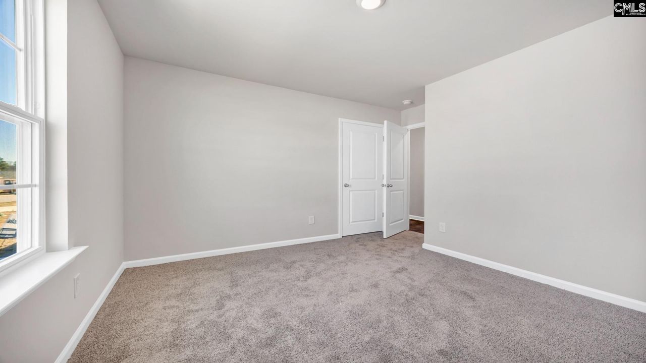 139 Sprocket Road Photo 22