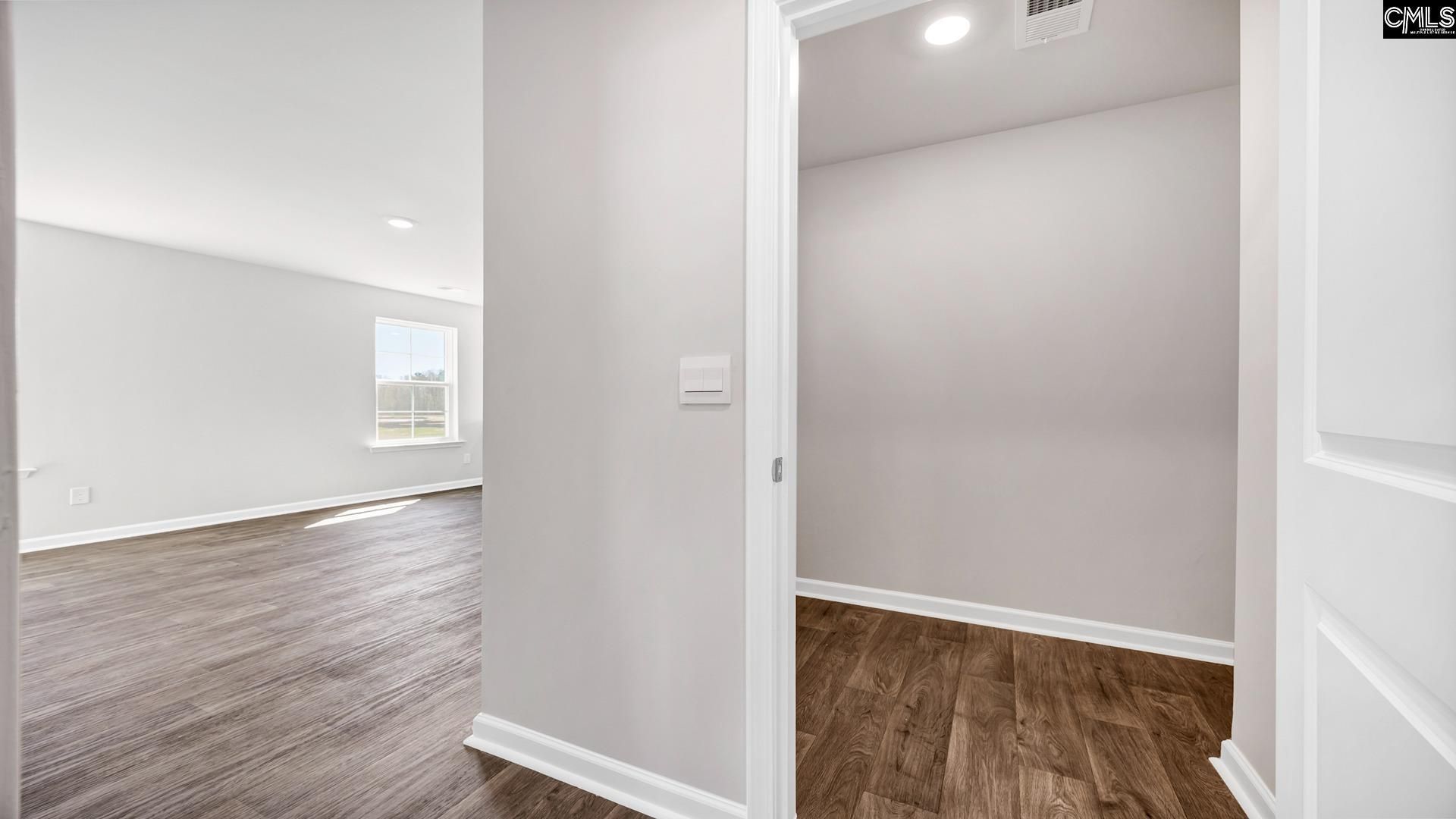 139 Sprocket Road Photo 23