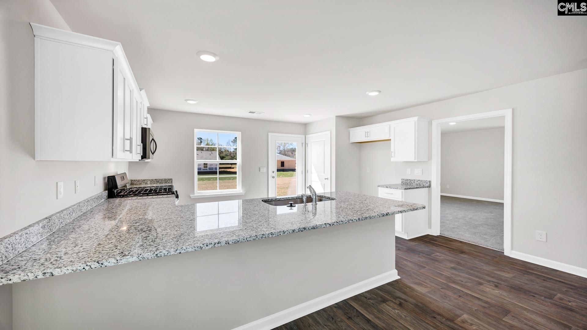 139 Sprocket Road Photo 8