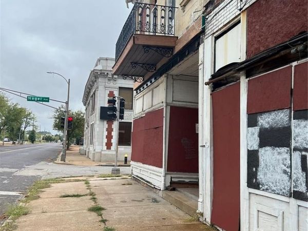 7129 S Broadway, St Louis, MO 63111