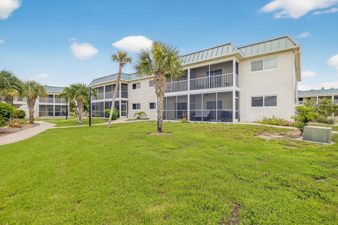 827 E Gulf Dr, Unit J7, Sanibel, FL 33957 Photo