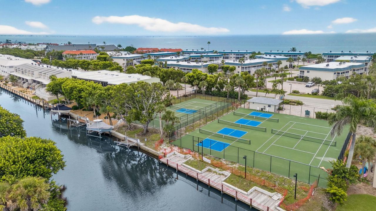 827 E Gulf Dr, Unit J7, Sanibel, FL 33957 Photo