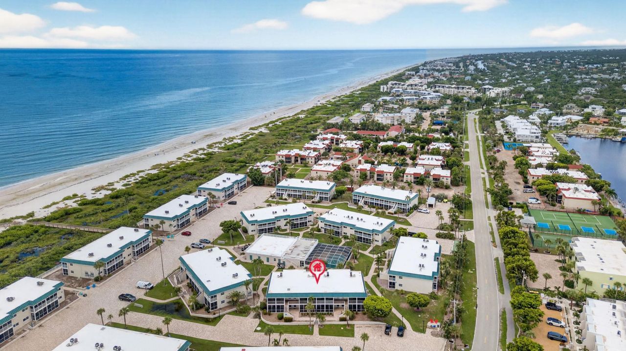 827 E Gulf Dr, Unit J7, Sanibel, FL 33957 Photo