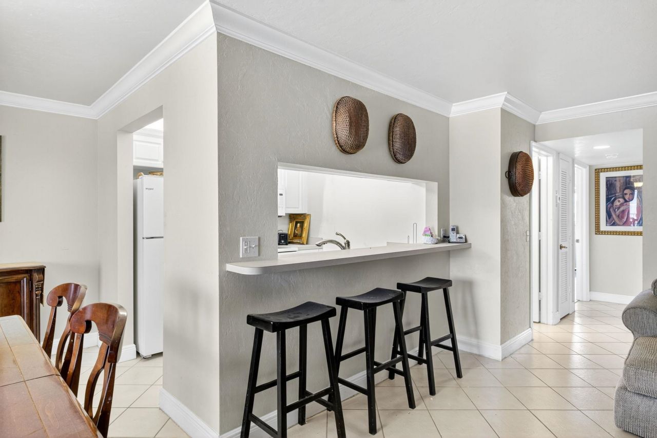 827 E Gulf Dr, Unit J7, Sanibel, FL 33957 Photo