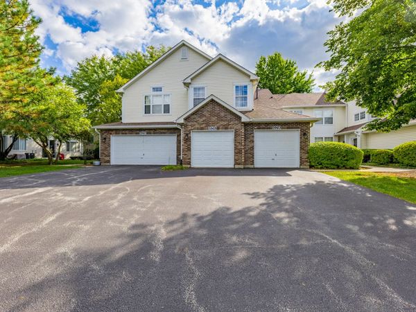 2965 Stockton Court, Unit 2965, Naperville, IL 60564
