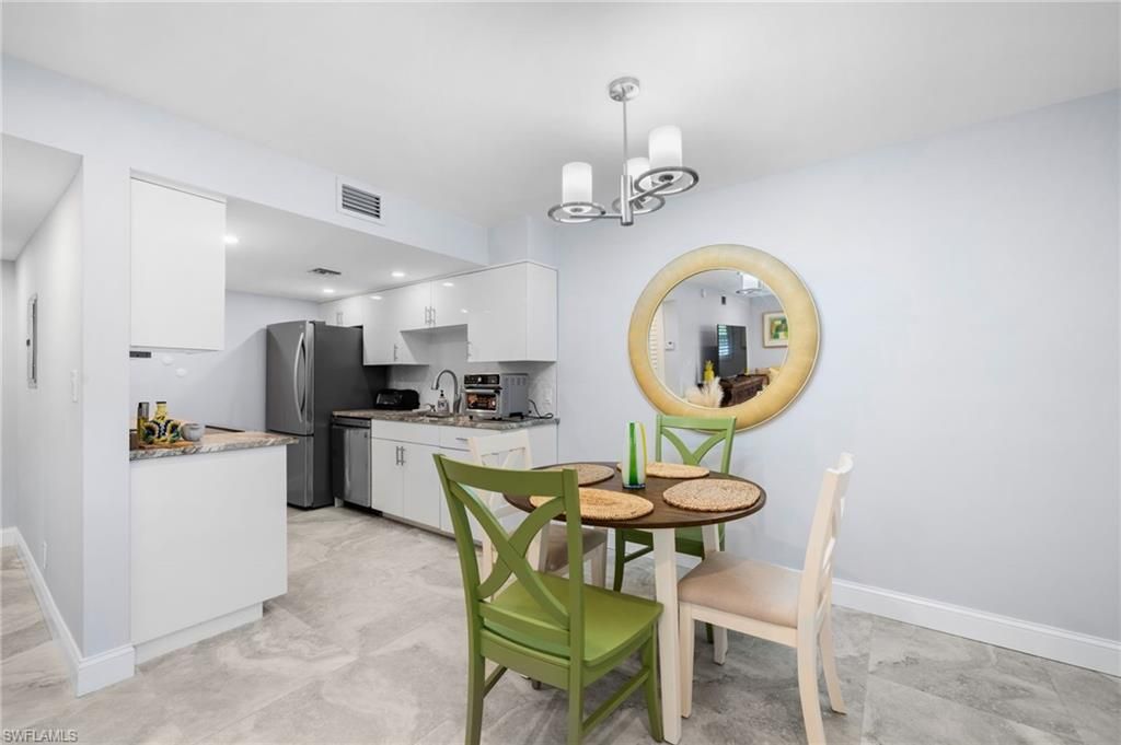 1605 Chesapeake Ave, Unit 2, Naples, FL 34102 Photo