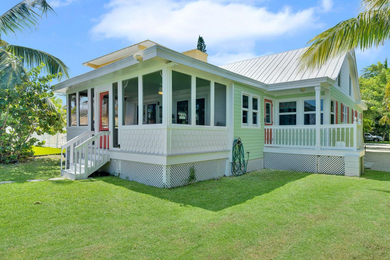 25368 2nd Street, Summerland Key, FL 33042 Photo