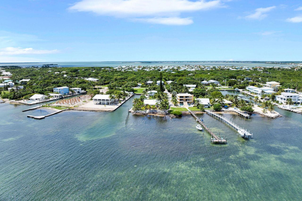 25368 2nd Street, Summerland Key, FL 33042 Photo