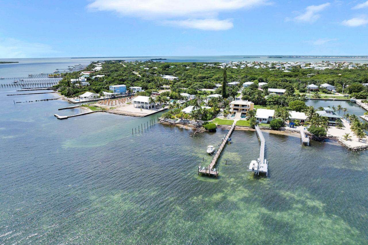 25368 2nd Street, Summerland Key, FL 33042 Photo